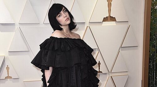 Billie Eilish prepara algo junto a James Cameron y lo anuncia en su último concierto