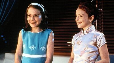 El cast de 'Tú a Londres y yo a California' se reúne para apoyar a Lindsay Lohan