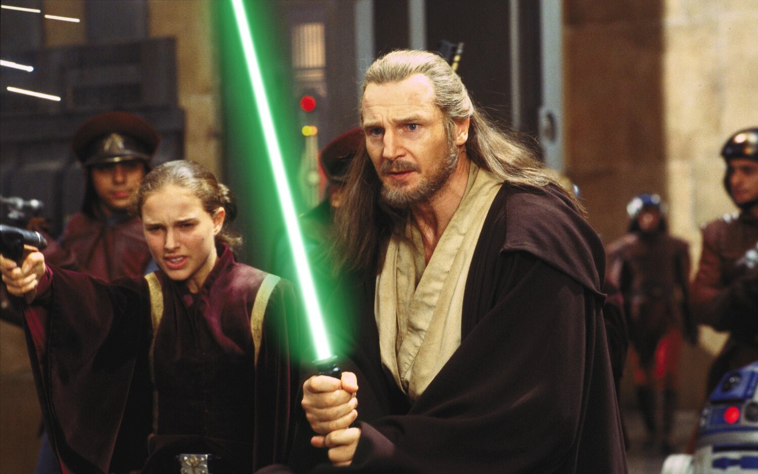 Liam Neeson en 'Star Wars Episodio I: La amenaza fantasma'