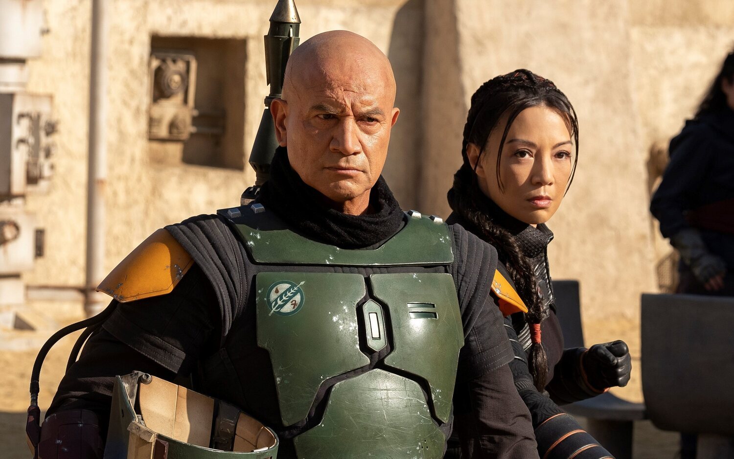 Temuera Morrison y Ming-Na Wen en 'El libro de Boba Fett'