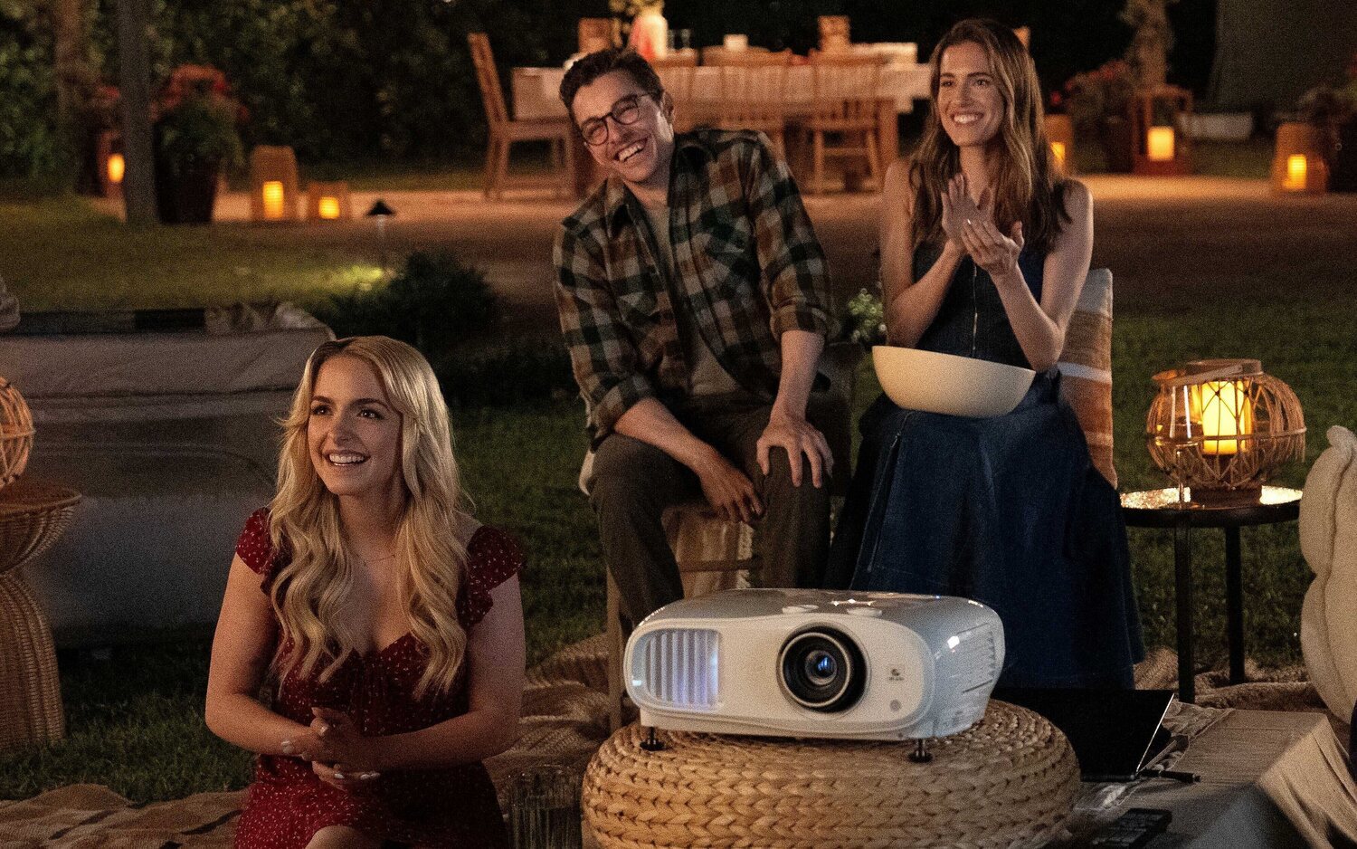 Mckenna Grace, Dave Franco y Allison Williams en 'A pesar de ti'