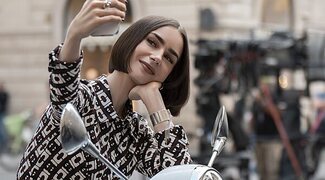 Tragedia en el rodaje de 'Emily in Paris': Muere un asistente de dirección en pleno rodaje en Venecia