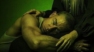 'Monstruo: La historia de Ed Gein': Fecha de estreno y primeras imágenes de Charlie Hunnam como el asesino