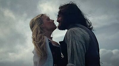 'Cumbres borrascosas': Margot Robbie y Jacob Elordi se entregan al deseo en el erótico teaser de la nueva adaptación