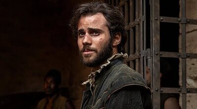 ¿Está sufriendo 'El cautivo' review bombing por su Cervantes gay?