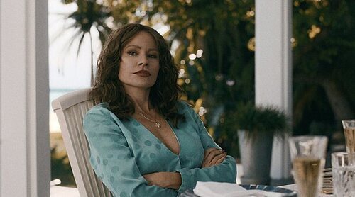 Sofía Vergara no pudo asistir a los premios Emmy por una reacción alérgica y hay fotos