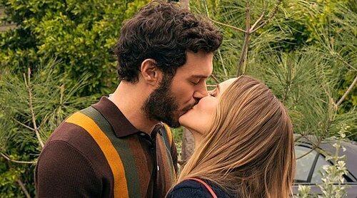 El tráiler de la temporada 2 de 'Nadie quiere esto' explora los retos de mantener estable una relación estable