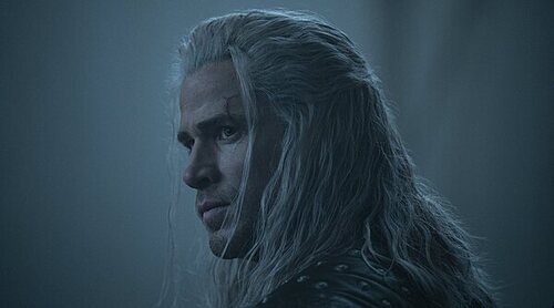 Liam Hemsworth empuña la espada de Henry Cavill en el tráiler de la cuarta temporada de 'The Witcher'