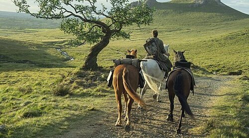 'El caballero de los Siete Reinos' anuncia su fecha de estreno con un legendario primer tráiler