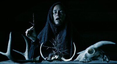 Vampiros, brujas y litros de sangre: 10 joyas escondidas del Festival de Sitges 2025