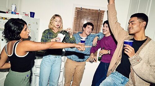 FX renueva 'Adults' por una segunda temporada