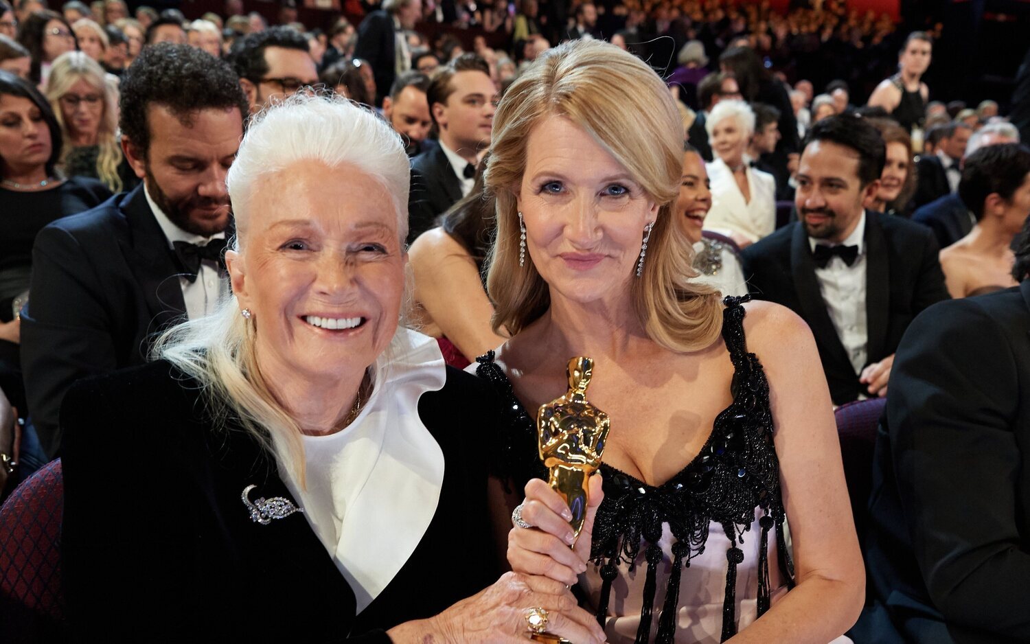 Muere Diane Ladd, actriz 3 veces nominada al Oscar y madre de Laura Dern