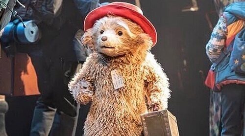 Las primeras imágenes del musical de 'Paddington' nos muestran cómo han llevado al oso del cine al teatro