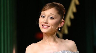 Ya hay condena para el hombre que asaltó a Ariana Grande en la premiere de 'Wicked: Parte II' en Singapur