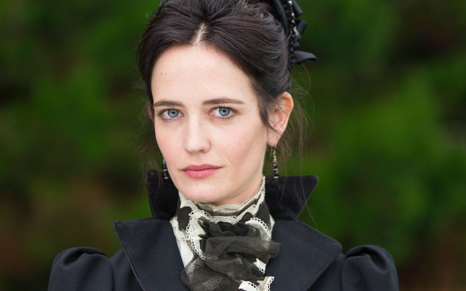 A Eva Green le van los papeles oscuros