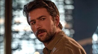 Brandon Sklenar reacciona a los rumores de DC: "Me llamaron Batman por la calle en España"