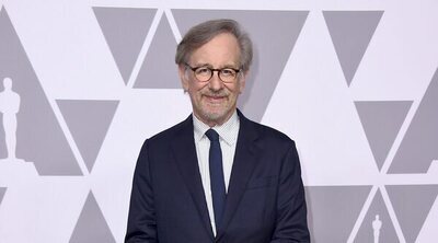 Spielberg sabe cómo crear hype con unos enormes y misteriosos carteles para su nueva película