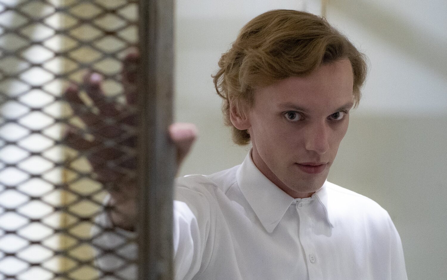 Henry Creel regresa al pasado