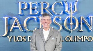 Rick Riordan sobre el futuro de 'Percy Jackson': "Ojalá tener un oráculo. Soy optimista, pero con cautela"