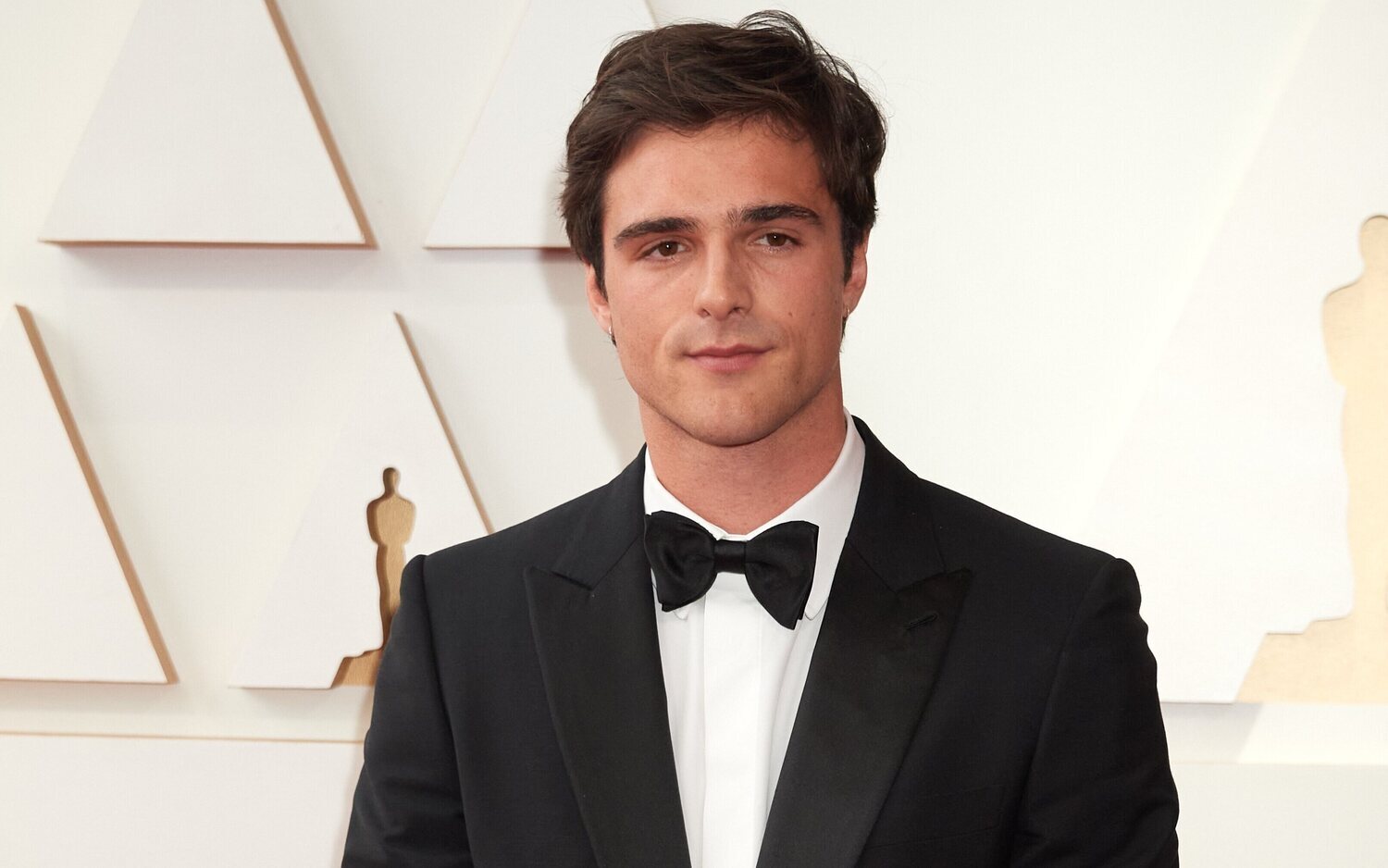Jacob Elordi se encamina hacia el Oscar