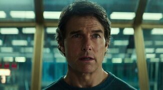 Tom Cruise visita el set de ‘Star Wars: Starfighter’ y acaba rodando una escena con sables láser