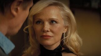 Pamela Anderson, “incómoda” en los Globos de Oro con Seth Rogen, creador de 'Pam & Tommy'