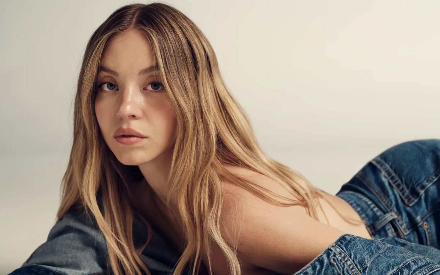 Sydney Sweeney en el anuncio para American Eagle
