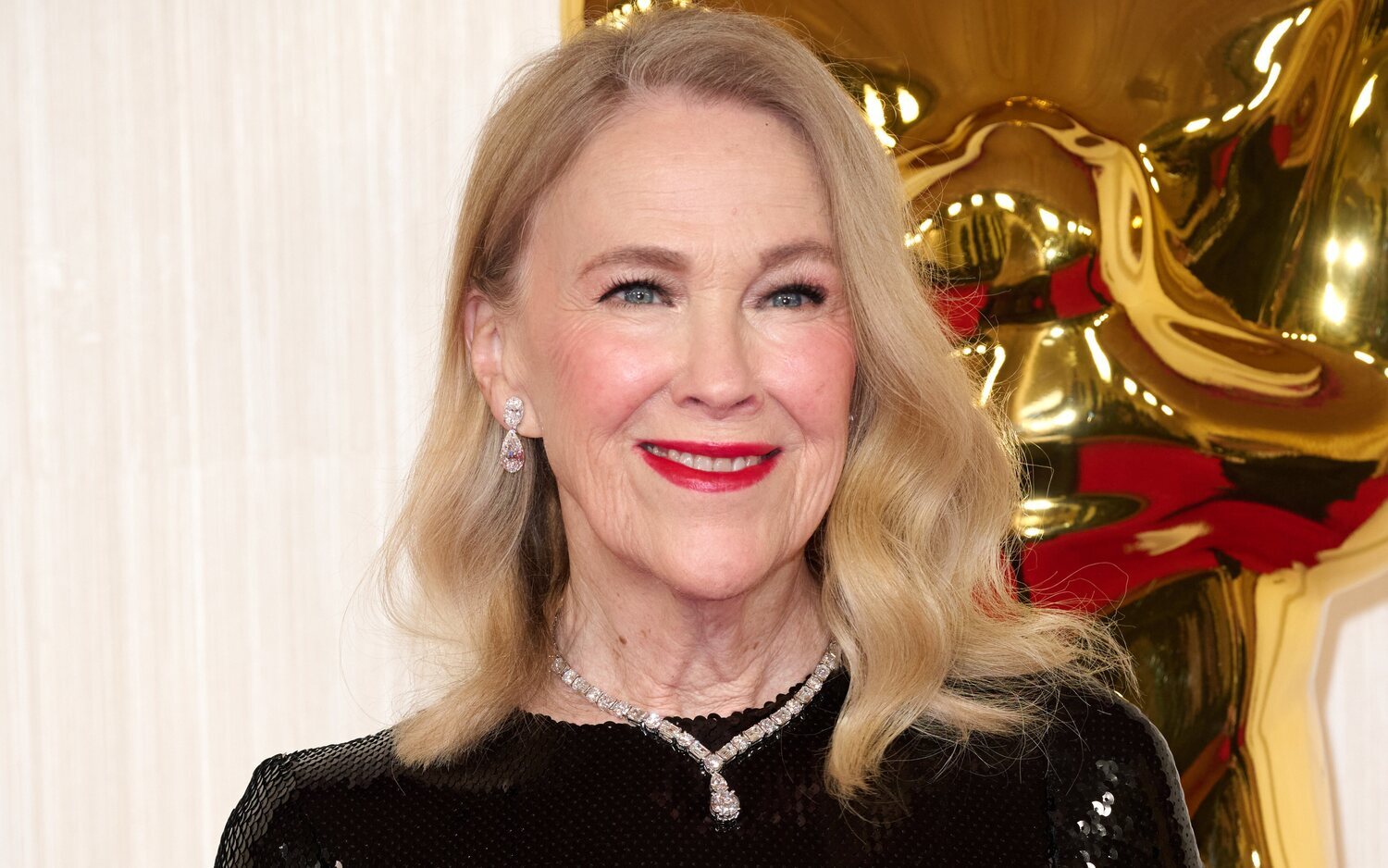 Catherine O'Hara en la 96ª edición de los premios Oscar