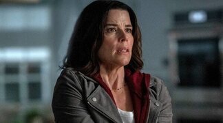 'Scream 7' lanza un nuevo avance y recrea el póster de la primera película con Neve Campbell