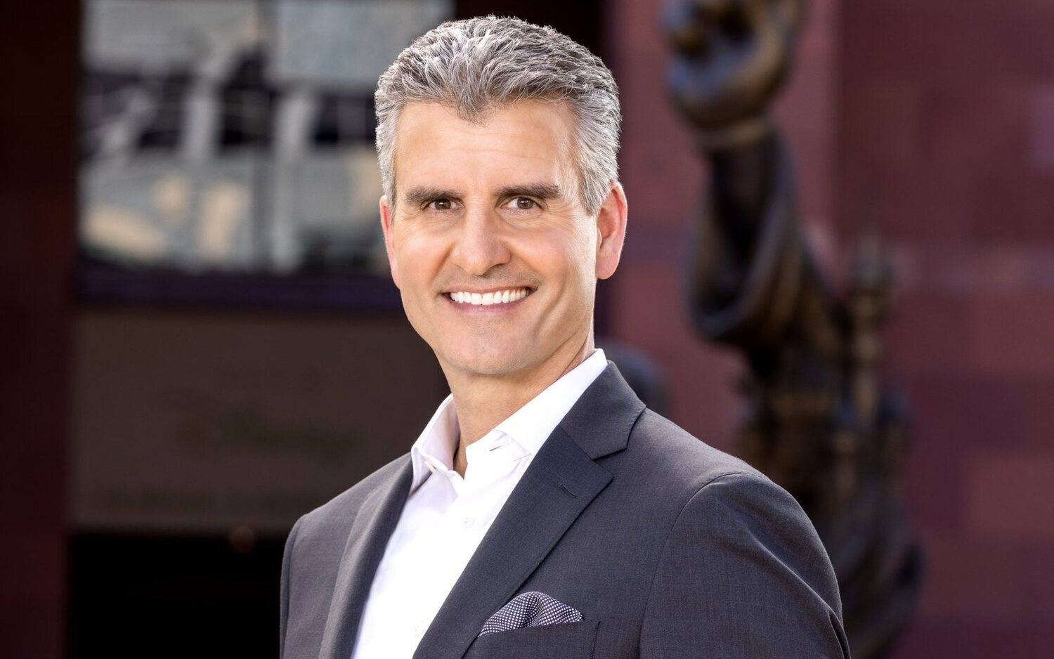 Josh D'Amaro, nuevo CEO de Disney