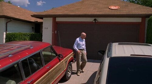 La casa de Walter White en 'Breaking Bad', a la venta por lo mismo que cuesta un piso de los 60 en Madrid