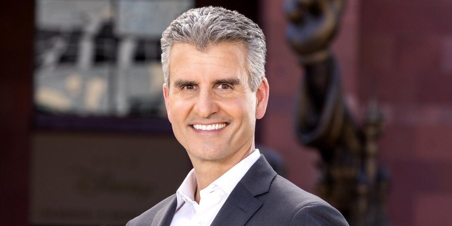 Disney nombra a Josh D'Amaro como nuevo CEO sustituyendo a Bob Iger