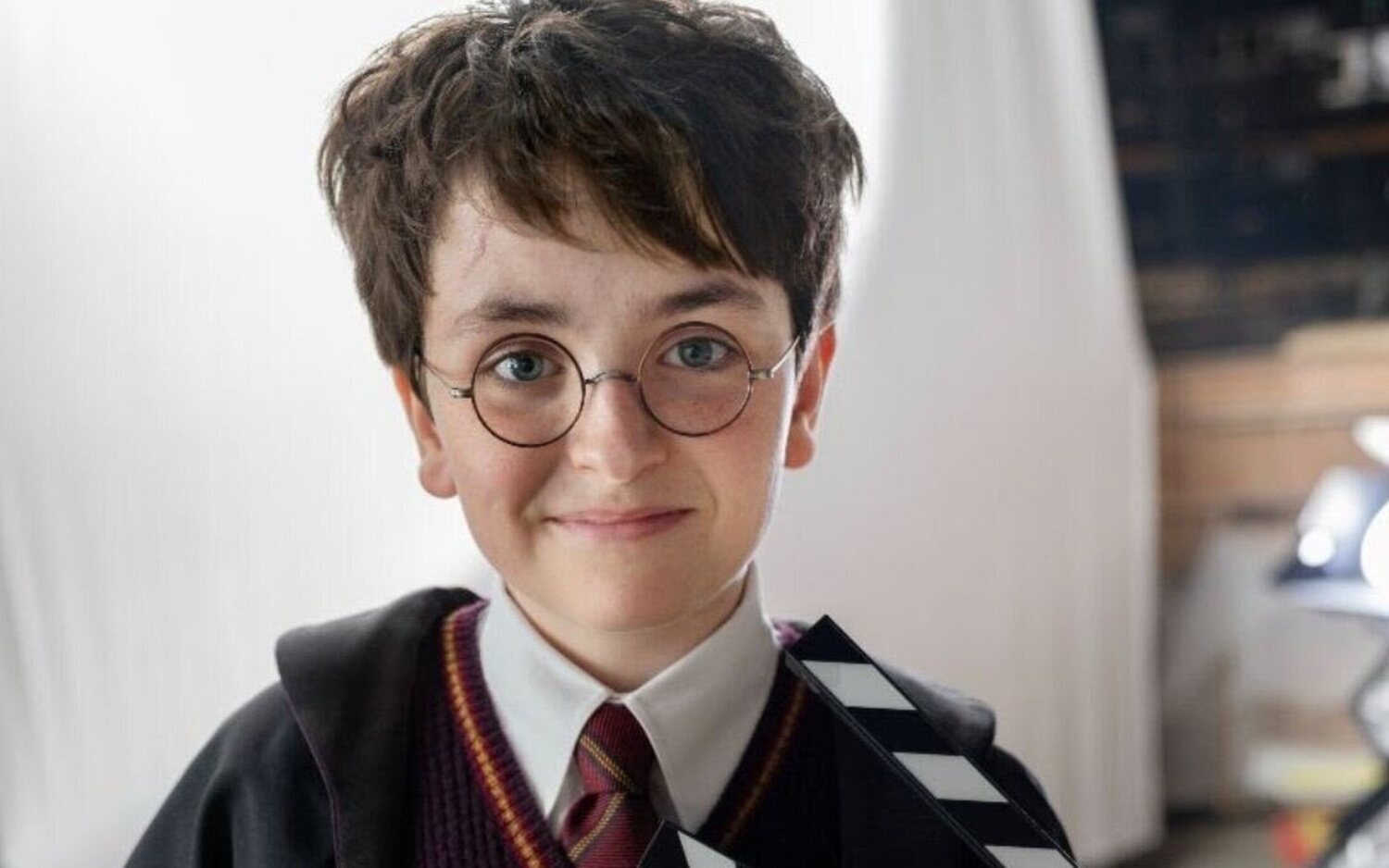 Dominic McLaughlin es Harry Potter