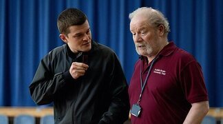 Los BAFTA, el Tourette y las vocalizaciones involuntarias de John Davidson, una oportunidad para educarnos