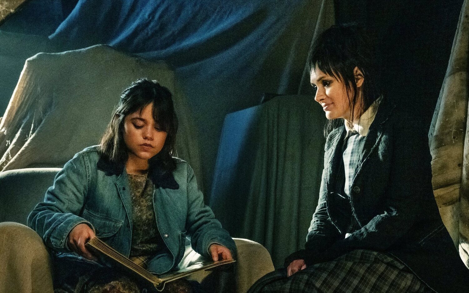 Así conectaron Winona Ryder y Jenna Ortega grabando 'Bitelchús Butelchús' a pesar de su diferencia de edad