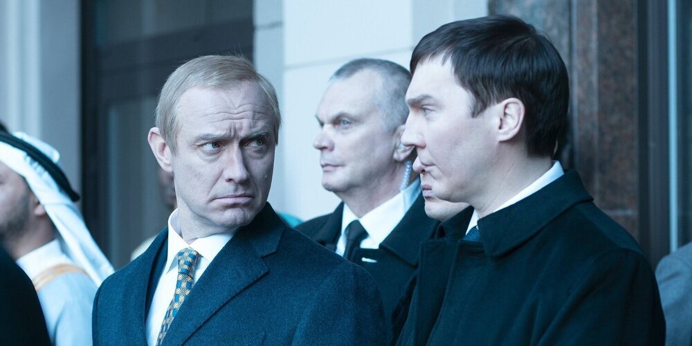 'El mago del Kremlin': Un thriller político frío y cerebral sobre la construcción de Putin