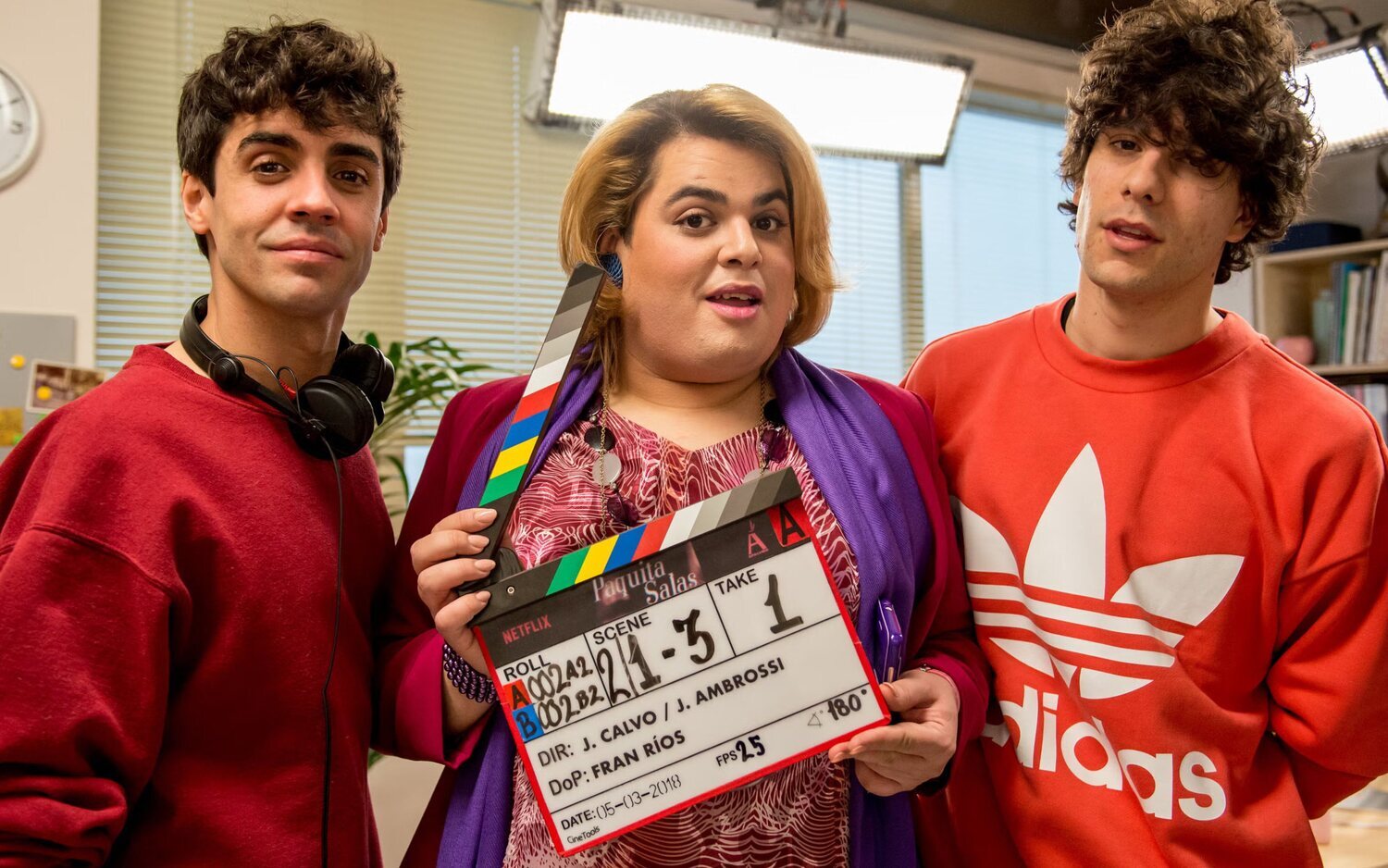 Los Javis y Brays Efe en el rodaje de 'Paquita Salas'