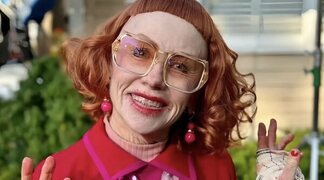 Amy Madigan gana el Oscar a Mejor Actriz de Reparto por su icónica Gladys de 'Weapons'