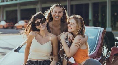 Clara Galle, Claudia Salas y Paula Usero ('Esa noche'): Tres hermanas, un accidente y "una lealtad mutua que no se puede romper"