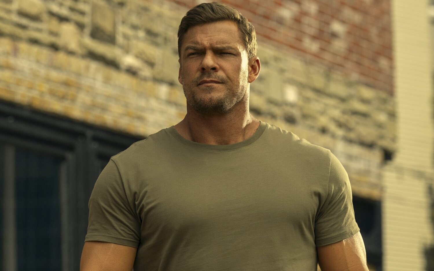 Alan Ritchson en su papel protagonista en la serie 'Reacher'