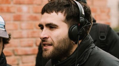 Ricardo Gómez, de Carlitos en 'Cuéntame' a escribir y dirigir su propia película: 'Una familia'