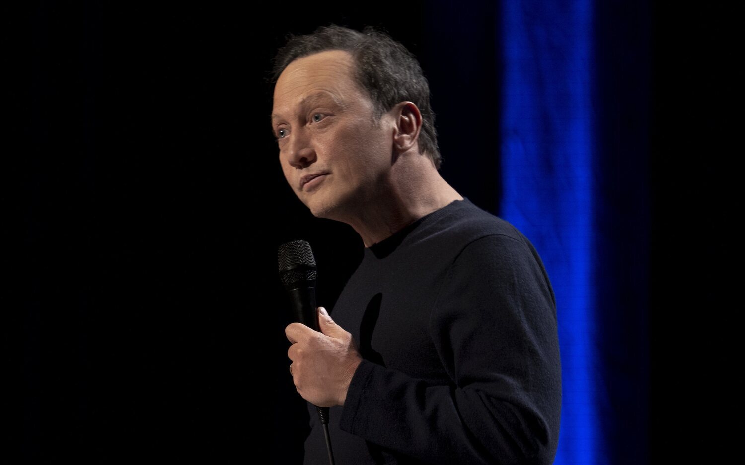 Rob Schneider pide que vuelva la mili a Estados Unidos