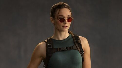La nueva Lara Croft, en apuros: Sophie Turner se lesiona y paraliza la serie de 'Tomb Raider'
