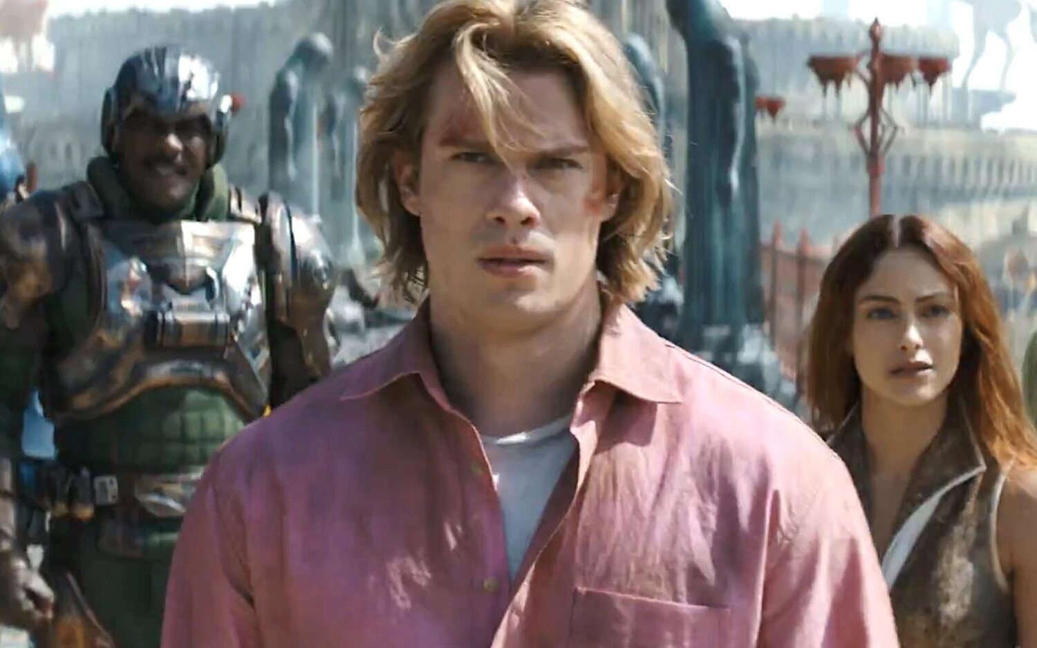 Nicolas Galitzine en el primer tráiler de 'Masters del Universo'