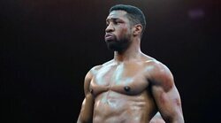 Sale a la luz un vídeo de Jonathan Majors cayendo por una ventana en pleno rodaje