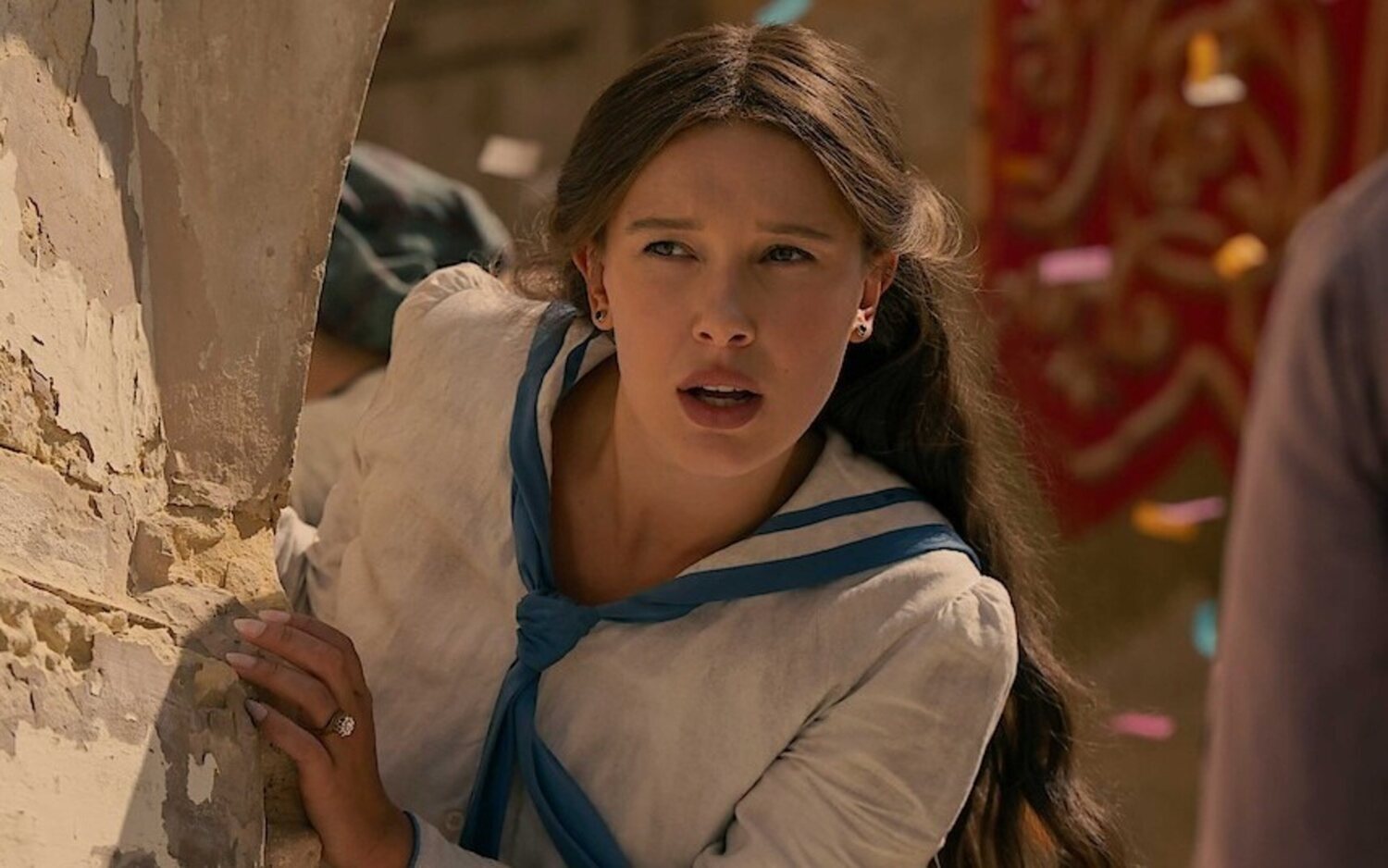 Enola Holmes se asoma para ver lo que le espera en la tercera entrega de su saga