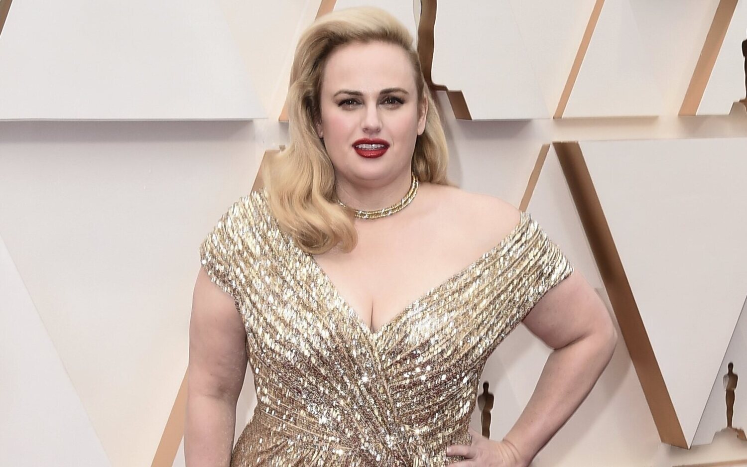 MacIness alega que Wilson dañó su reputación al afirmar que fue víctima de un comportamiento inapropiado por parte de Amanda Gho