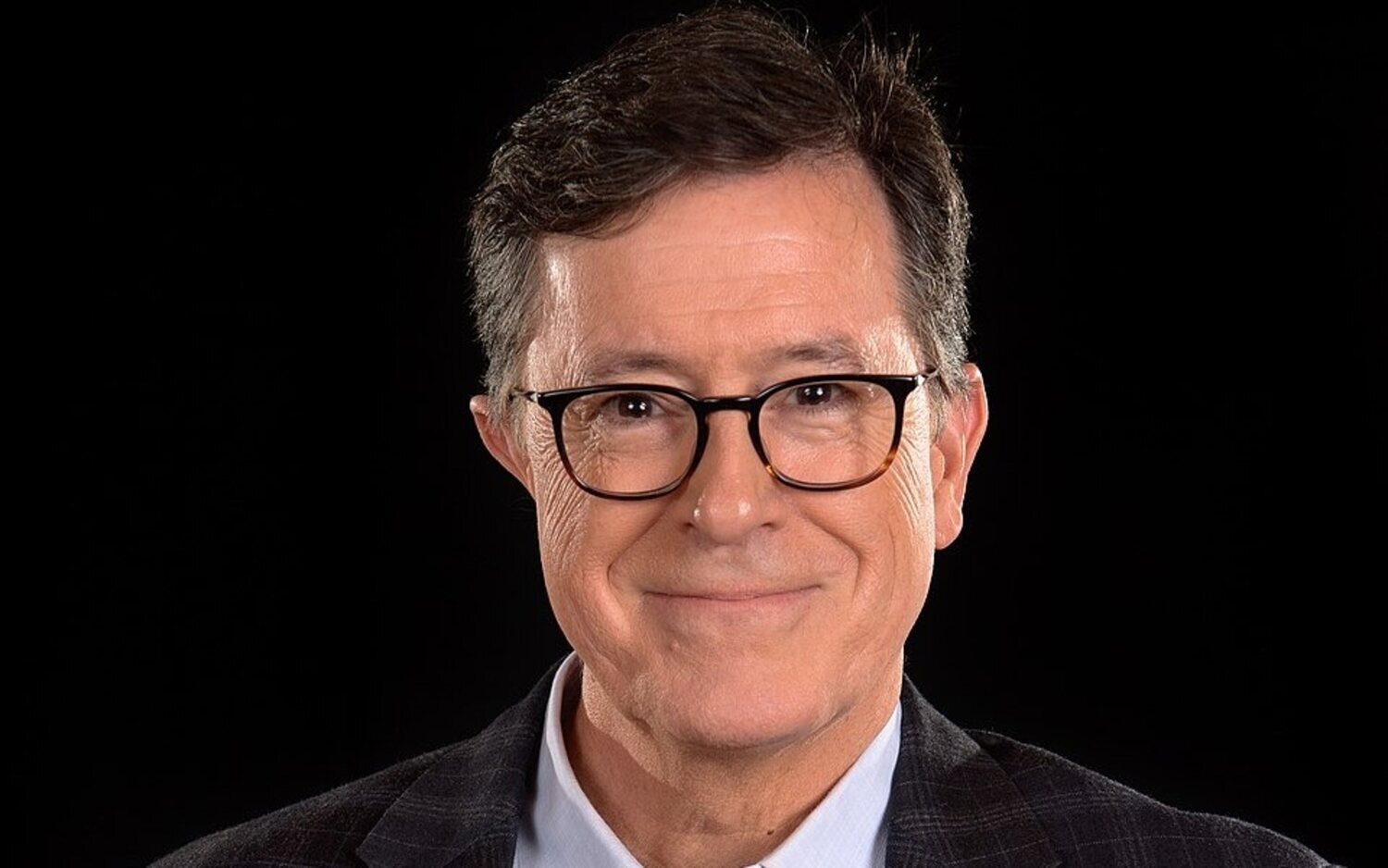 Stephen Colbert propuso a Peter Jackson una nueva historia ambientada en la Tierra Media antes de la cancelación de 'The Late Show'.