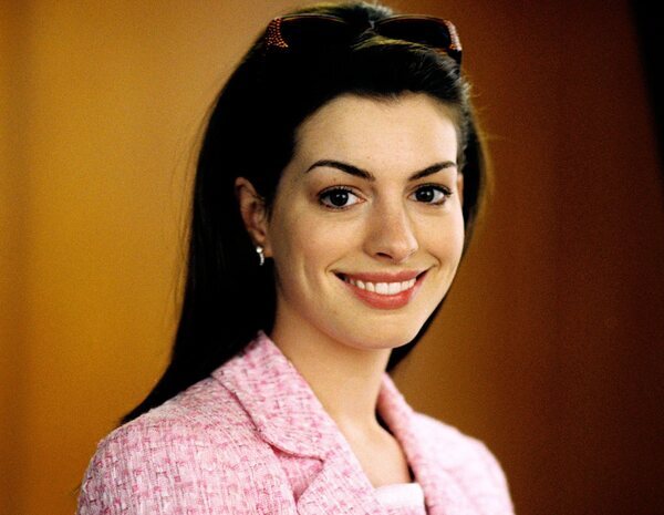 Anne Hathaway revela su mayor secreto: quedó ciega de un ojo por diez años
