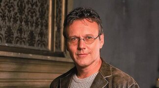Muere Anthony Head, Rupert Giles en 'Buffy Cazavampiros', a los 72 años
